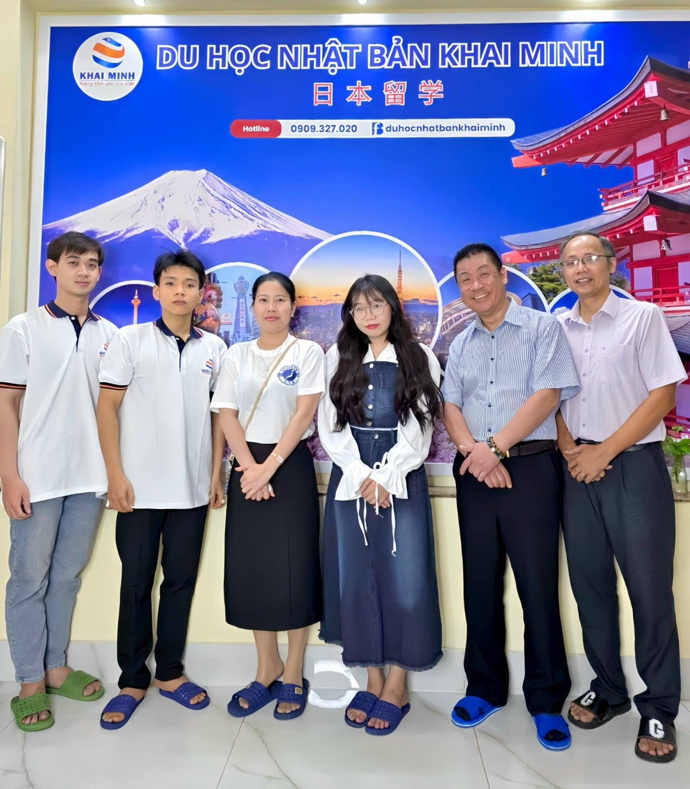 TUYỂN DỤNG NHÂN VIÊN TELESALE